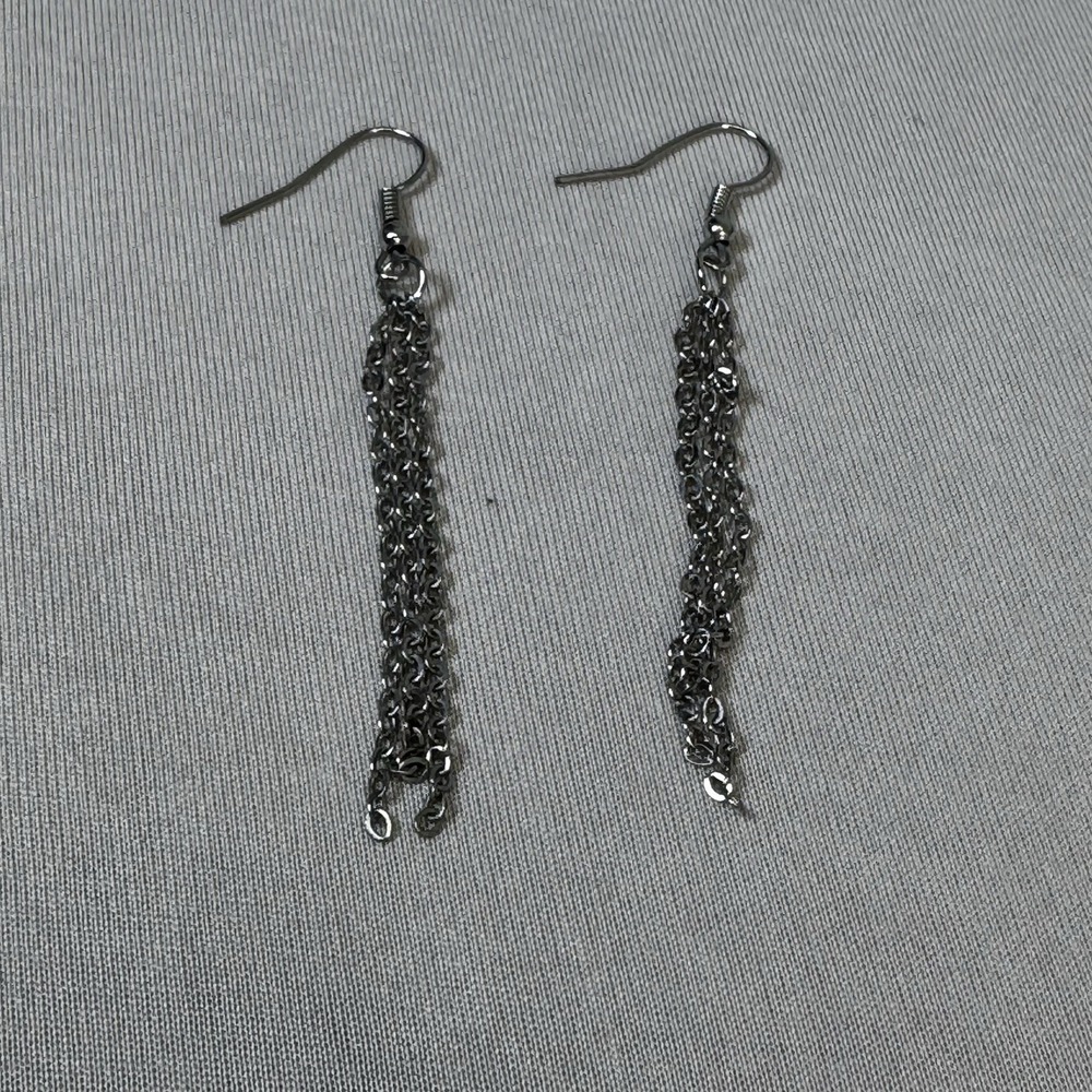 Silver Tone Dangle Chain Pierce Earrings